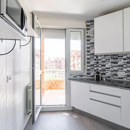 Piso Noja Con Piscina Y Garaje Appartement Buitenkant foto