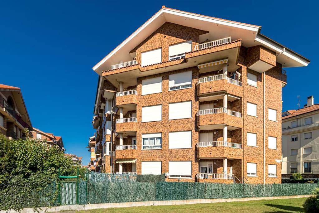 Piso Con Piscina Y Garaje Apartment