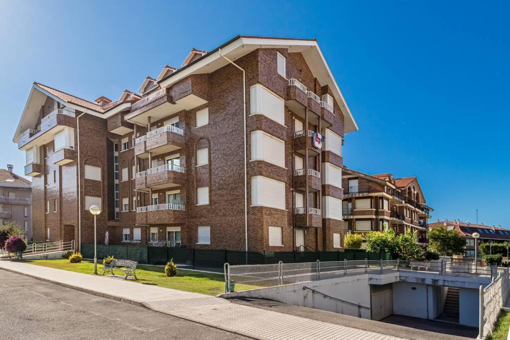 Piso Con Piscina Y Garaje Apartment